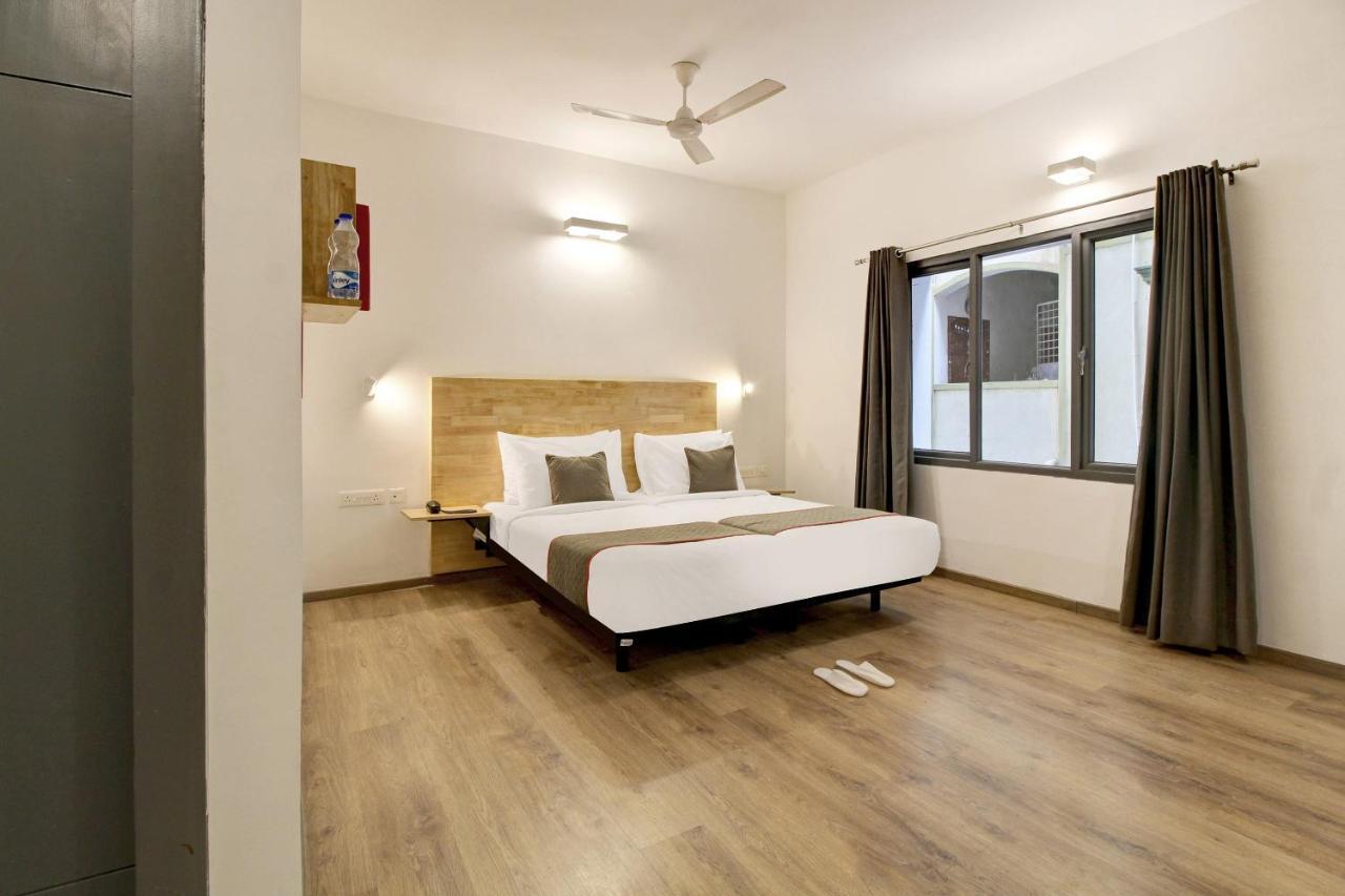 Oyo Townhouse 9 Hitech City Hyderabad Exterior photo